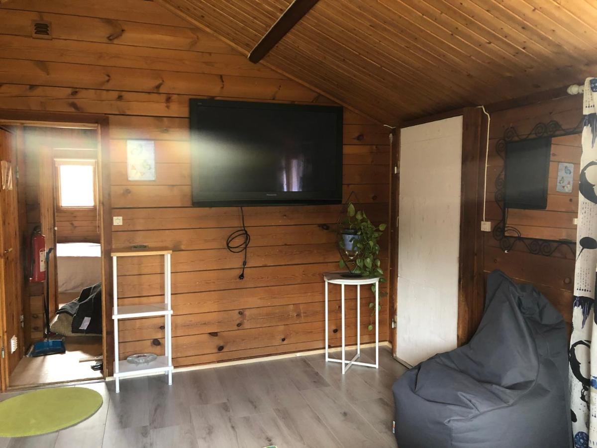 Villa Three I Stugby Near National Park Undenas