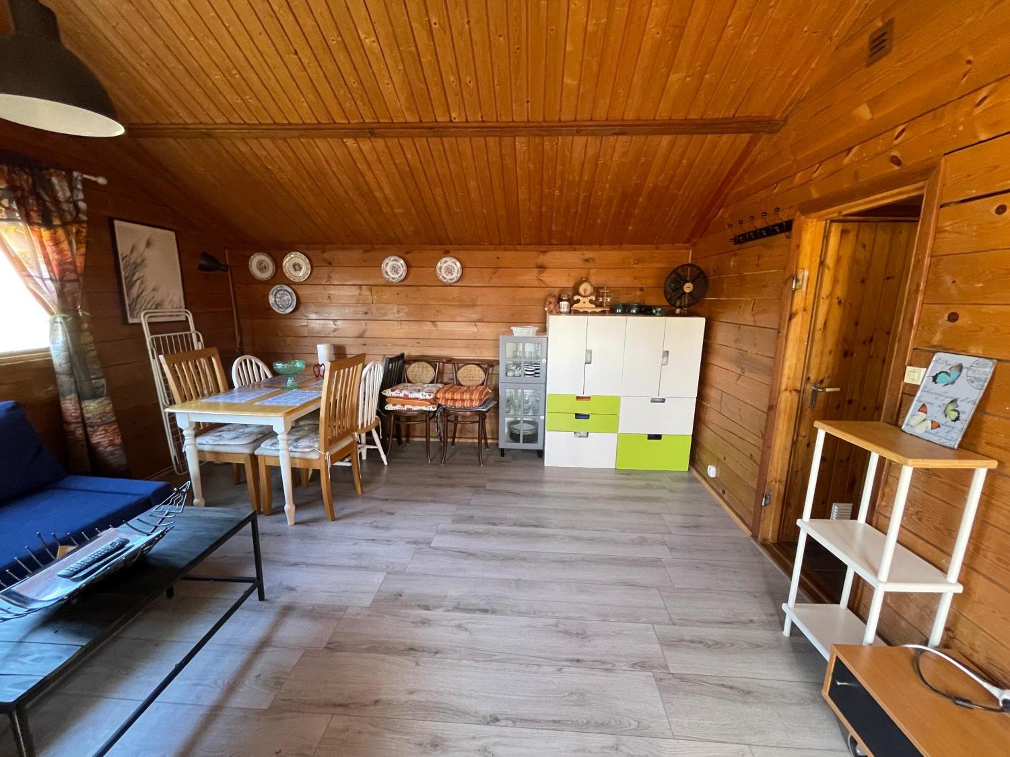 Villa Three I Stugby Near National Park Undenas